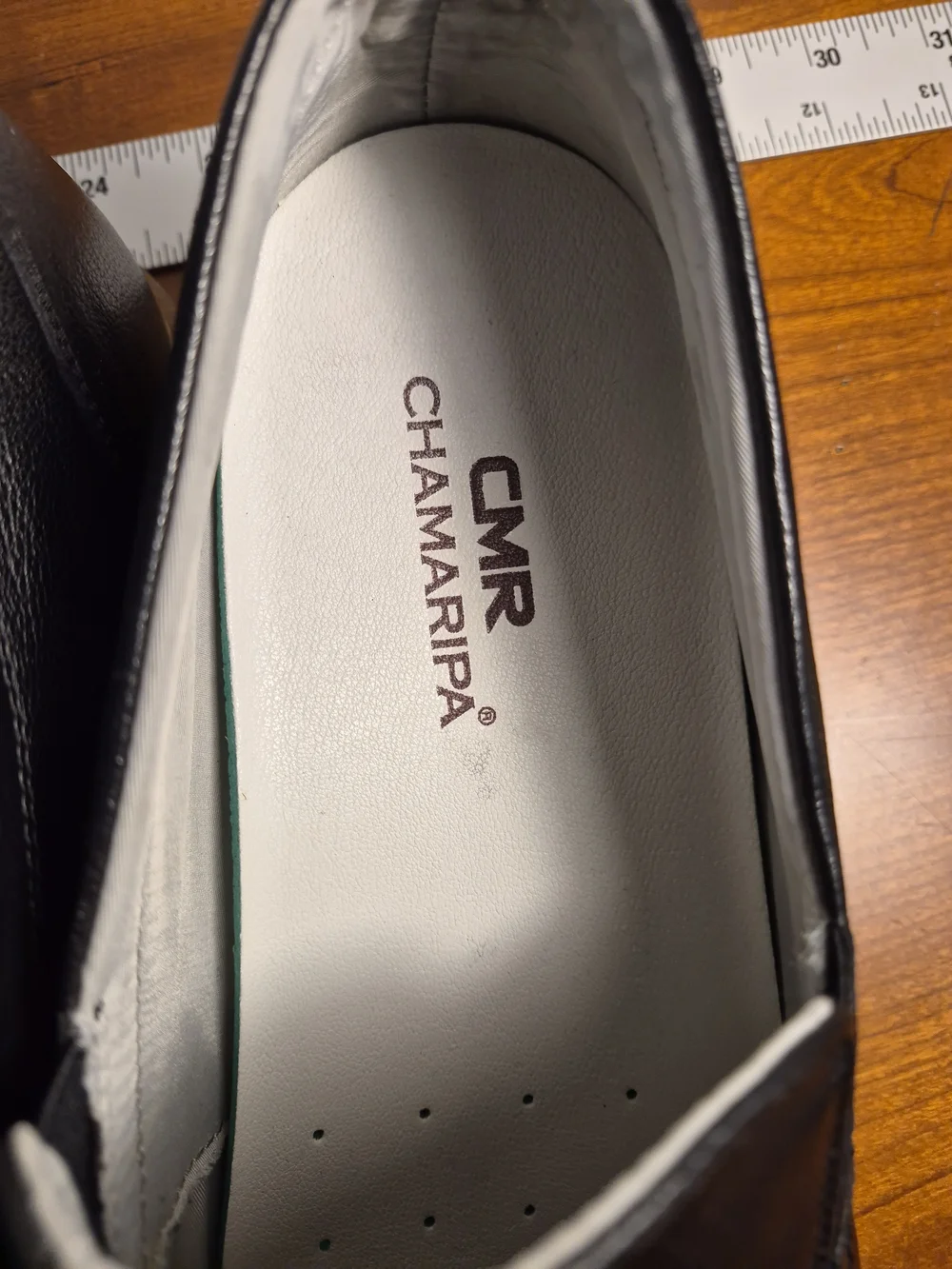Men's Black Leather Slip-On Casual Loafers Size 8M (255/2.5 In Japan/Korea)